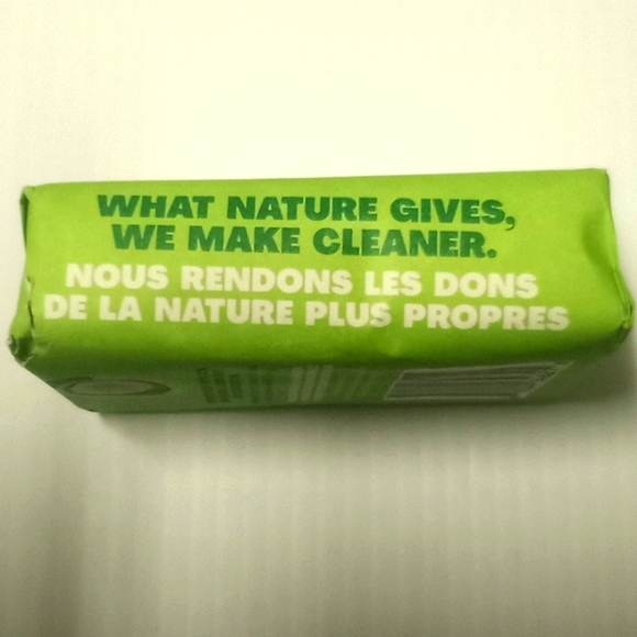 Cleancult Lemongrass Bar Soap- 5 oz - Picture 7 of 8